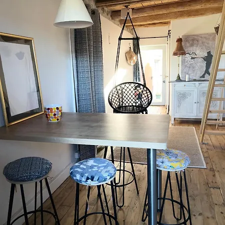 Triplex Au Coeur D'un Patrimoine Classe Апартаменты Aiguilhe