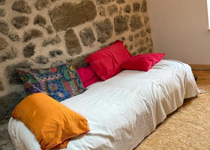 Triplex Au Coeur D'un Patrimoine Classe Апартаменты *